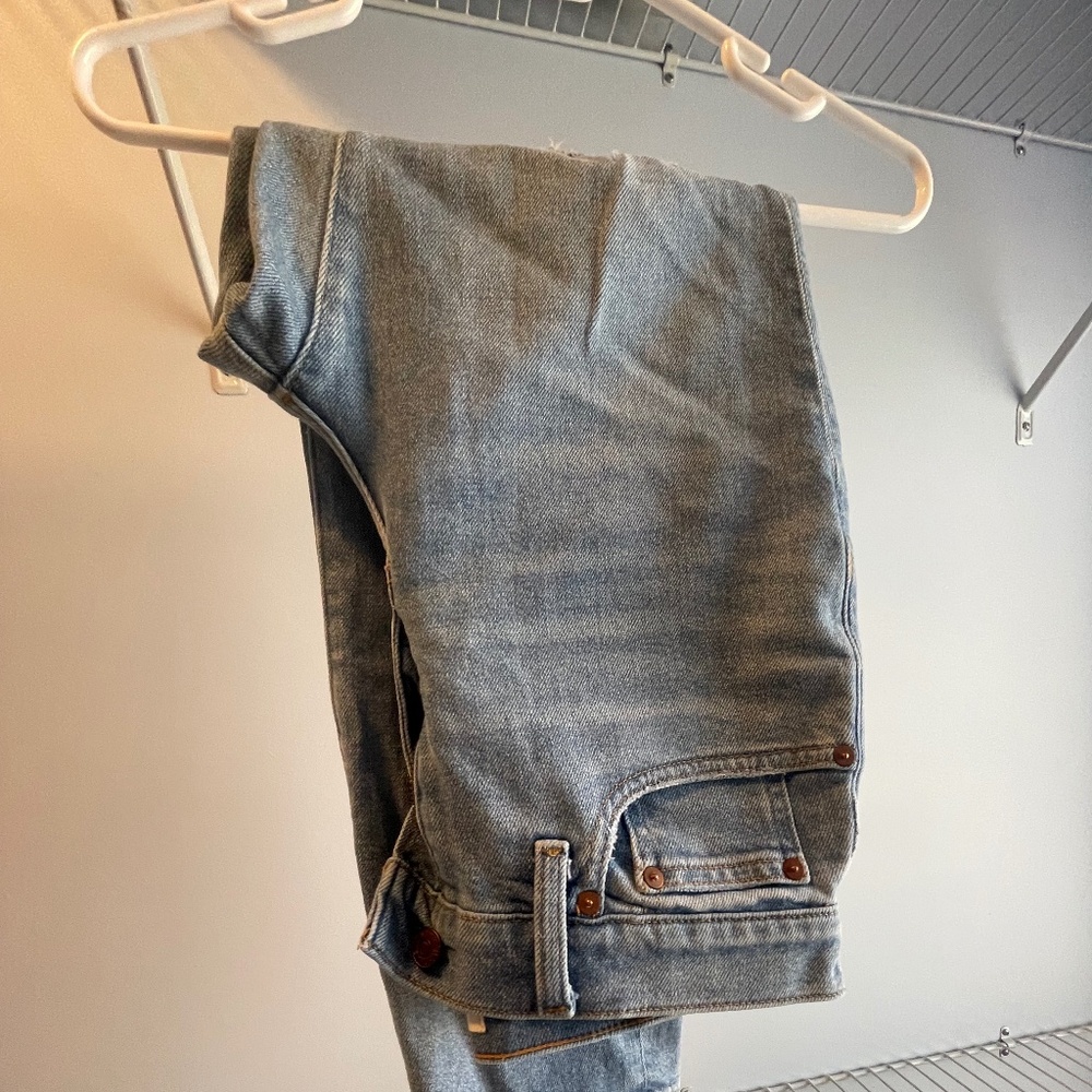 Madewell light wash straight leg Jean 27P
